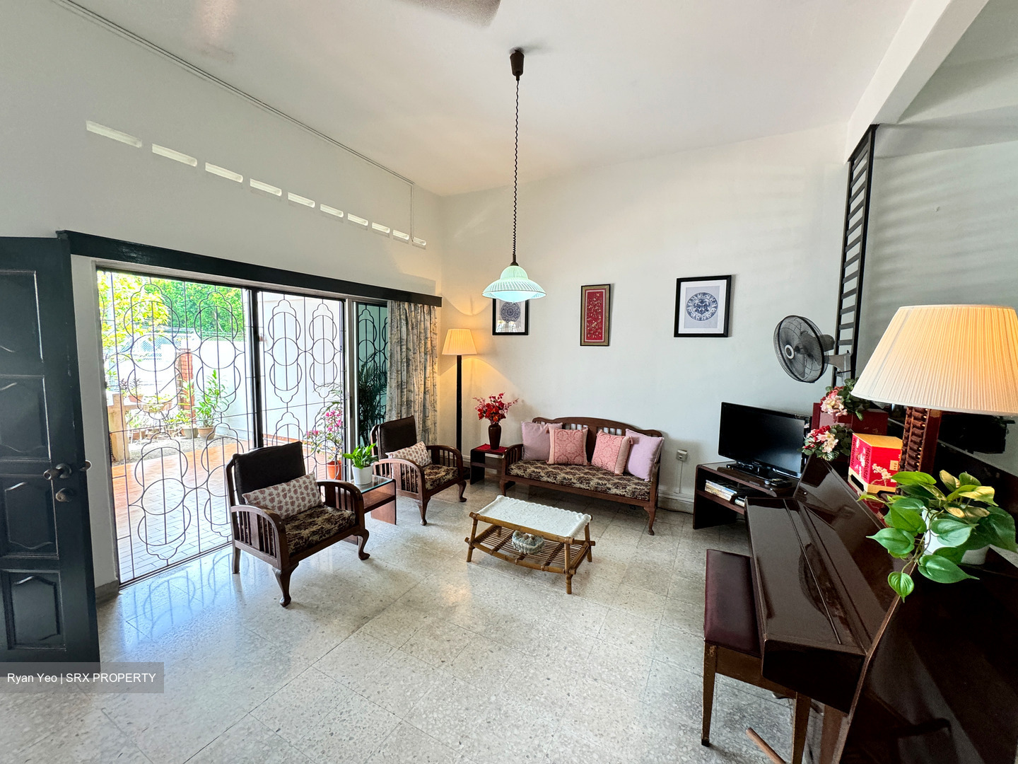 Golden Hill Estate (D20), Terrace #437390781
